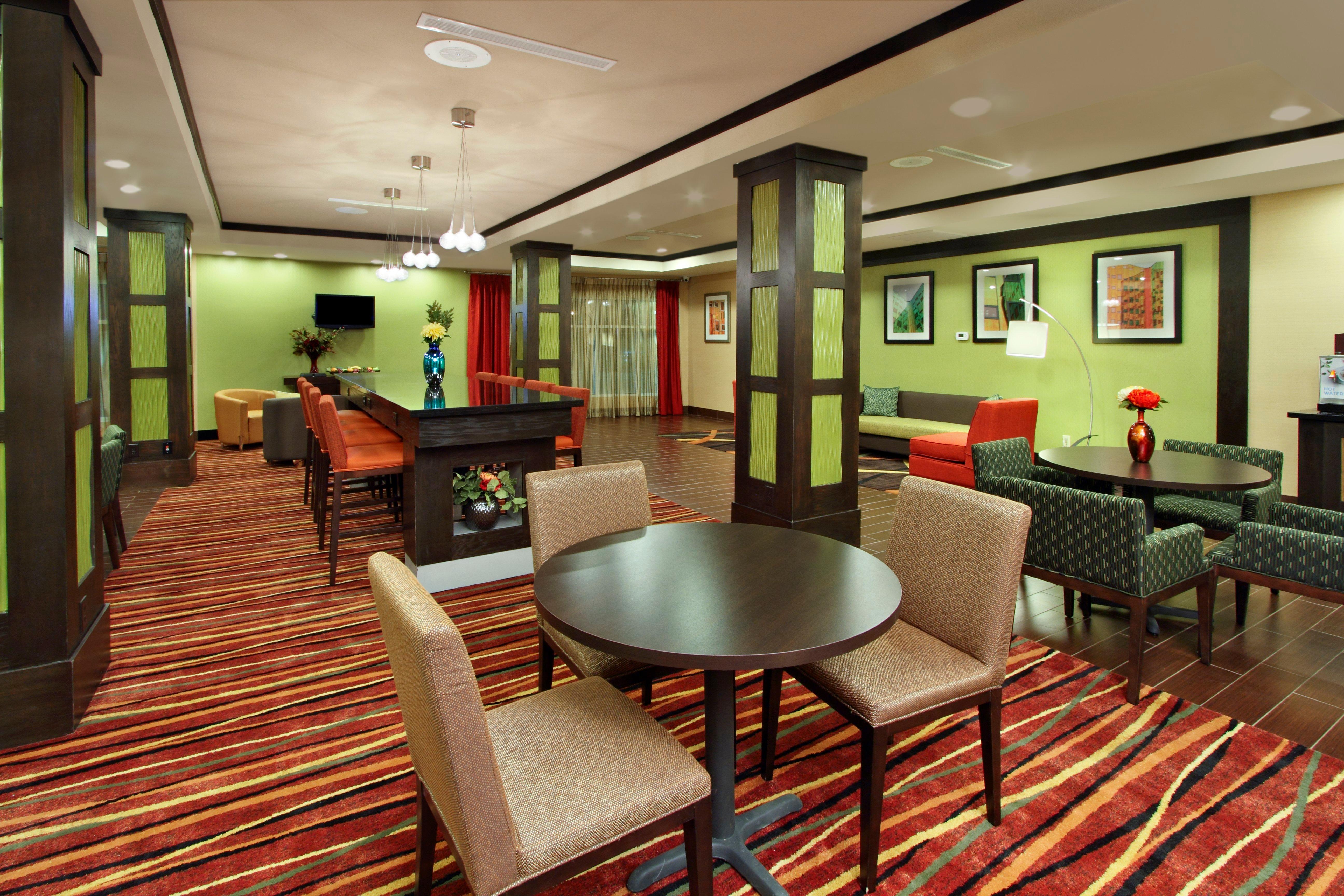 Holiday Inn Express & Suites Houston East - Baytown, An Ihg Hotel Екстер'єр фото